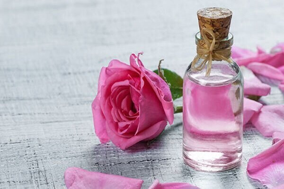 خاصیت نوشیدن گلاب در سحر‌های ماه رمضان