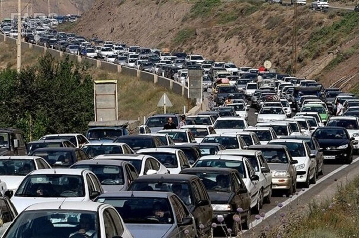 ترافیک سنگین در محور چالوس و تردد روان در محور‌های هراز و فیروزکوه