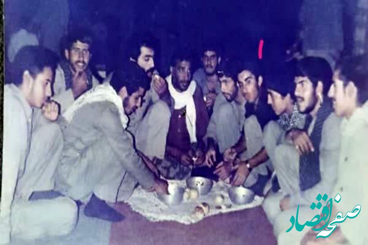 عکس | این فرمانده لشکر با گوشت فاسد مسموم شد عکس | این فرمانده لشکر با گوشت فاسد مسموم شد