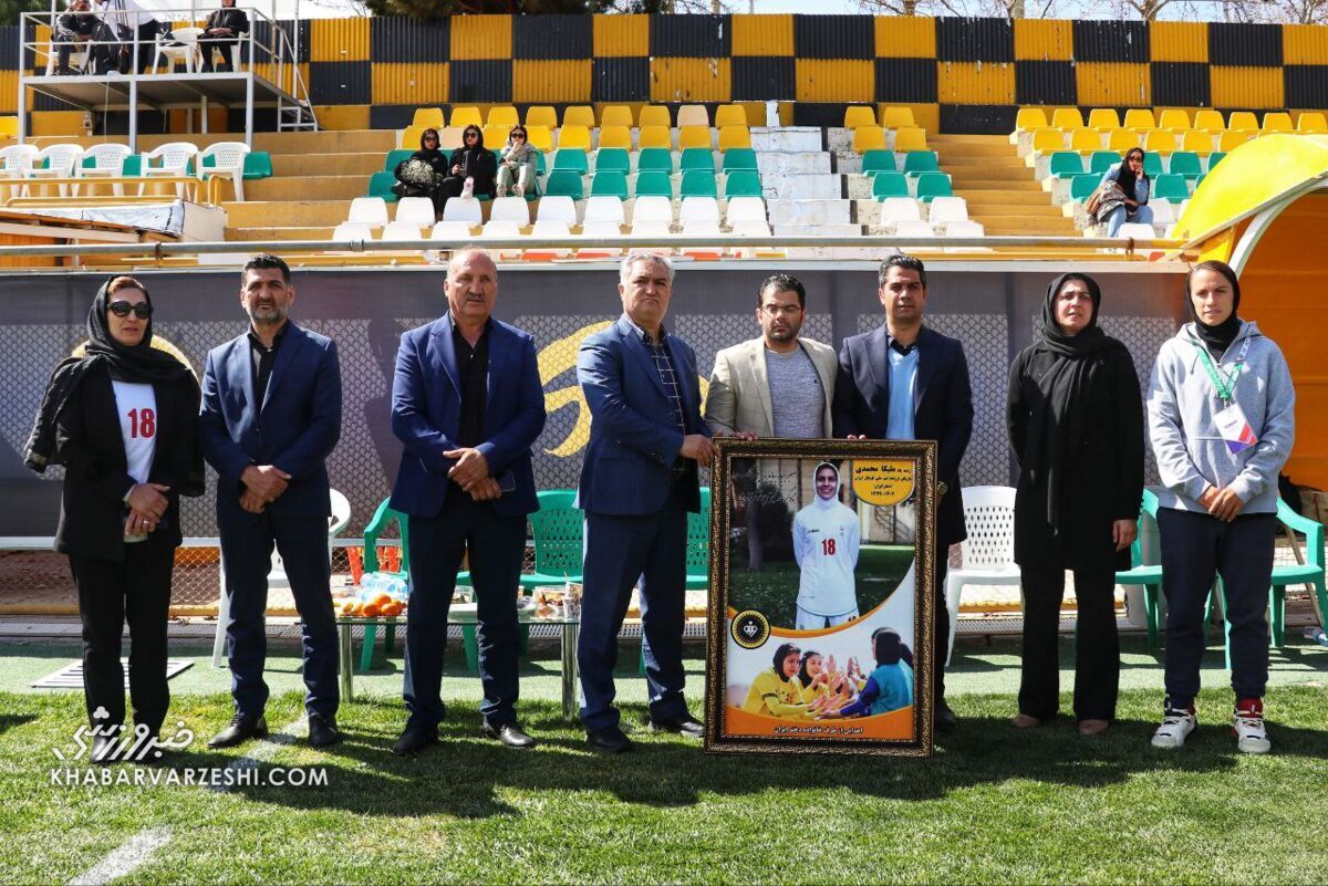 عکس| یادگاریهای ملیکا محمدی در موزه سپاهان عکس| یادگاریهای ملیکا محمدی در موزه سپاهان