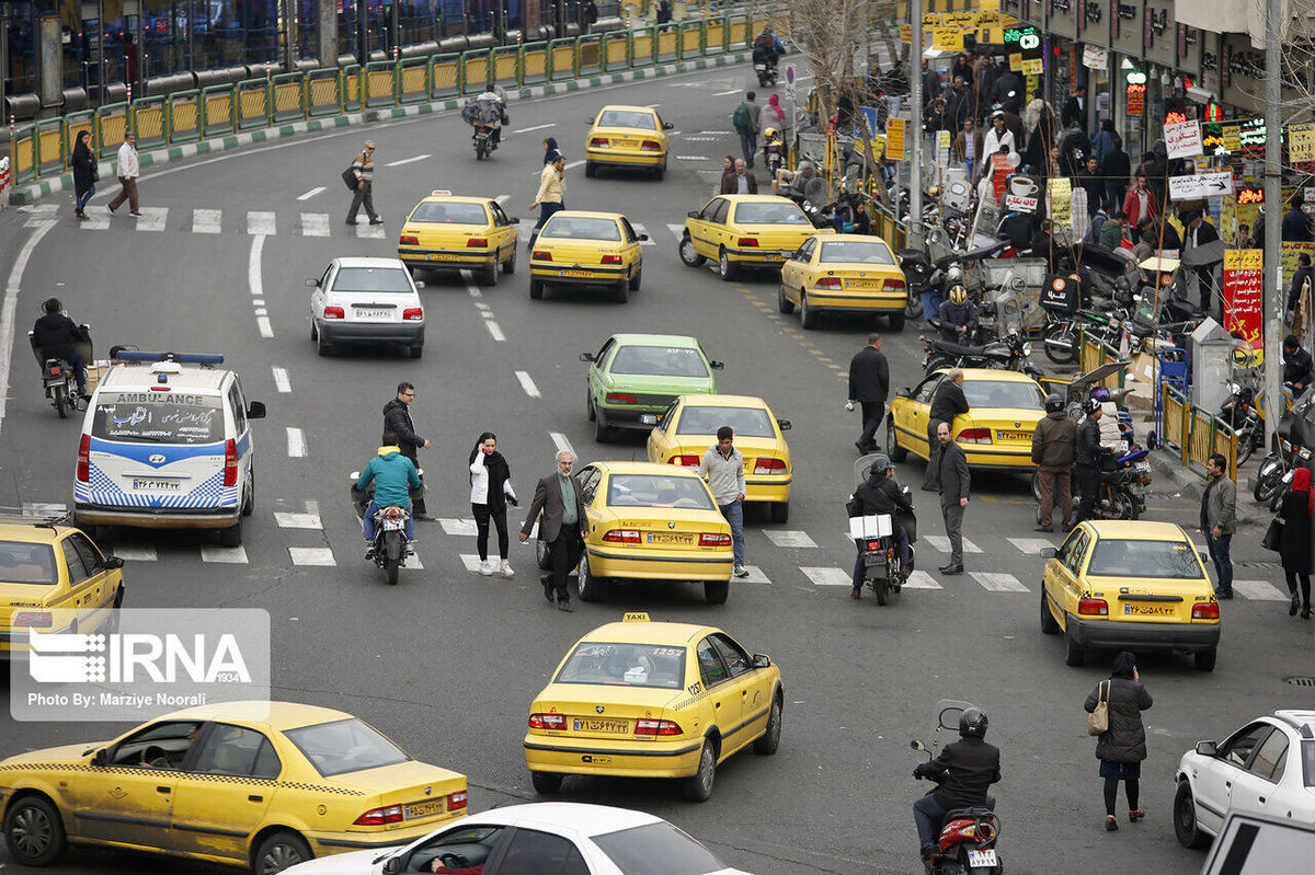 حداکثر افزایش کرایه تاکسی ۶۰ درصد است/ مردم متخلفان را به سامانه ۱۳۷ معرفی کنند
