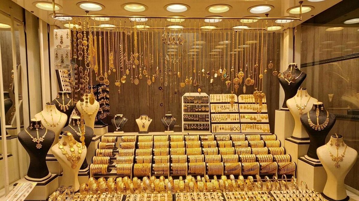 حفر تونل برای سرقت از طلا فروشی در سمنان