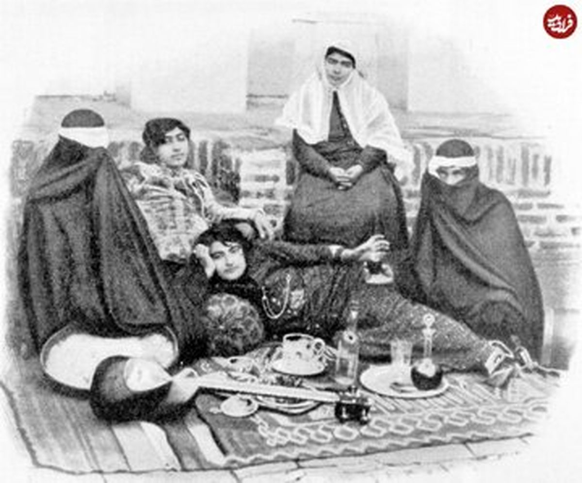 عکس | می‌دانستید زنان قاجار ساز می‌زدند؟