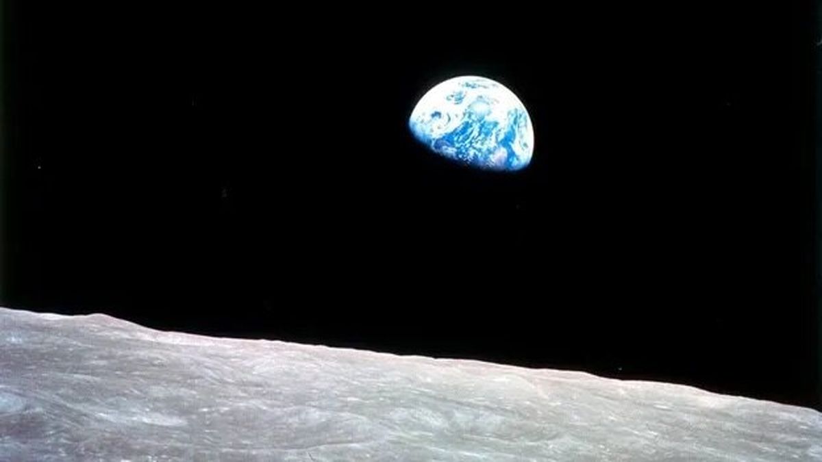 عکس | تصویری جادویی از لحظه طلوع زمین در ماه