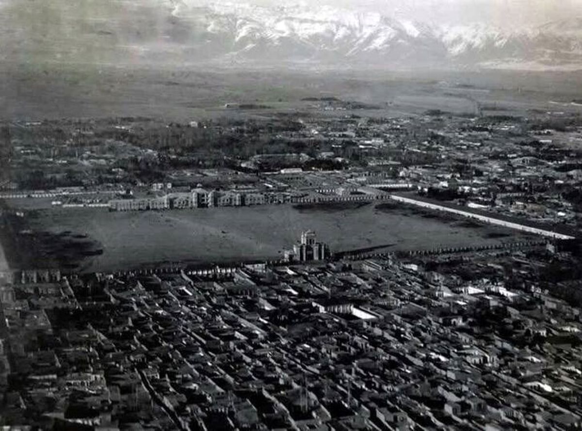 عکس |  قدیمی‌ترین تصویر هوایی میدان مشق تهران در ۱۰۰ سال قبل