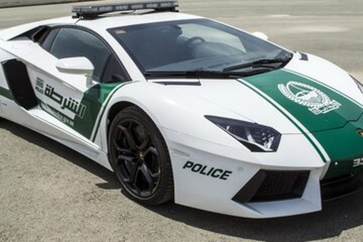 عکس | خودروی خارق‌العاده پلیس دبی؛ صفر تا صد ۲.۹ ثانیه