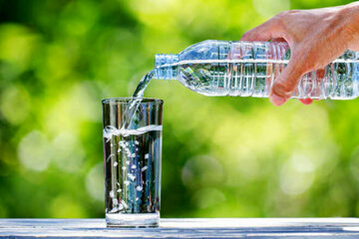 یک راز مهم؛ روزانه باید چقدر باید آب بخوریم؟