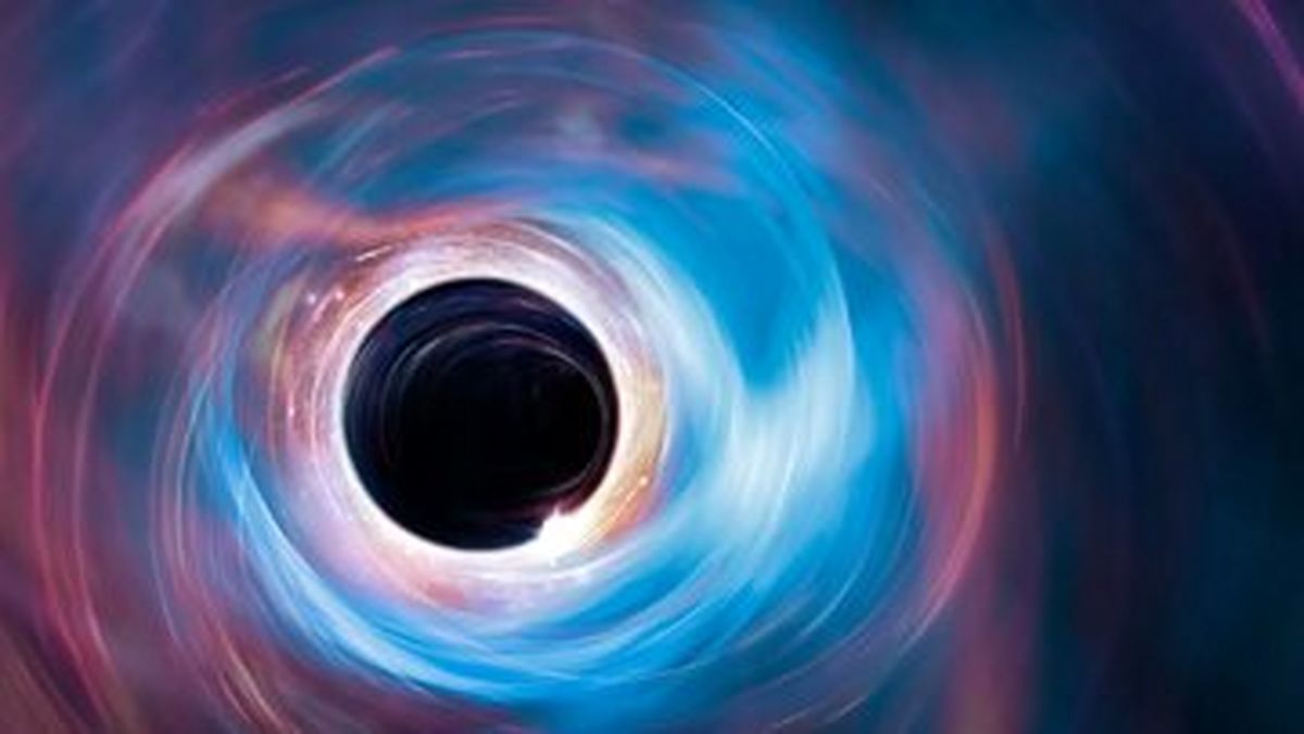 آیا واقعاً زمین ما درون سیاه‌چاله گیر افتاده‌؟ پشت پرده چیست؟