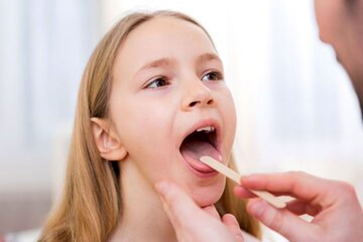 اگر این علائم را در دهان خود دیدید؛ سریعاً به دکتر مراجعه کنید / هشدار برای یک بیماری خطرناک!