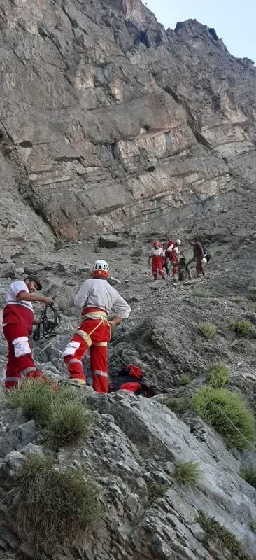 عکس | شلیک وحشتناک به محیط‌بان در ارتفاع ۴ هزار متری حادثه آفرید/ محیط زیست مأیوس از مدیریت بحران
