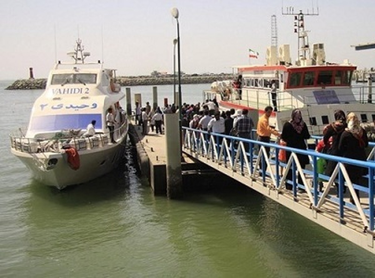 سفر اربعین | انتقال زائران ایرانی با قایق‌های پیشرفته از شلمچه تا بصره