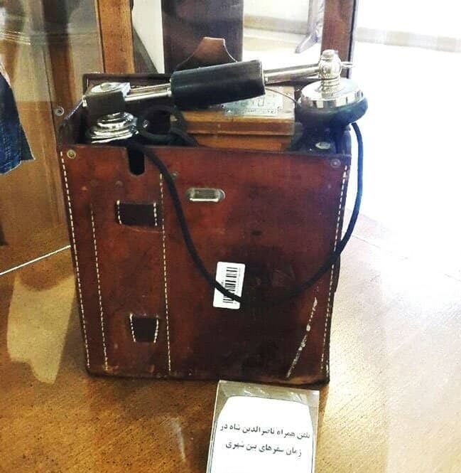 عکس | پادشاهی که اولین تلفن همراه ایران را داشت عکس | پادشاهی که اولین تلفن همراه ایران را داشت