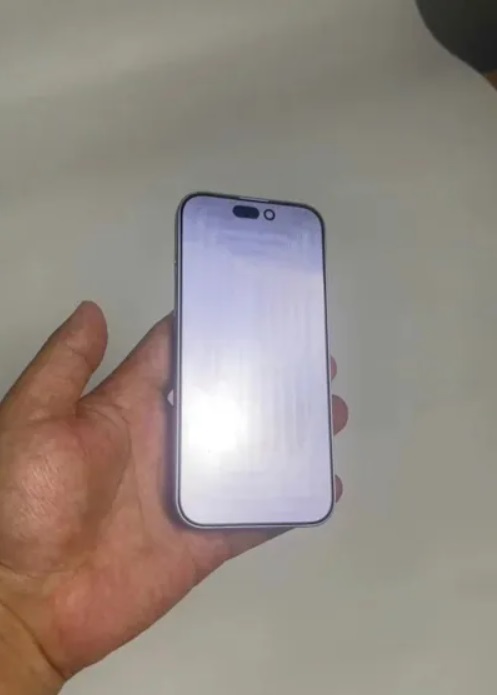 عکس | اولین تصاویر از آیفون ۱۵ پرو لو رفت