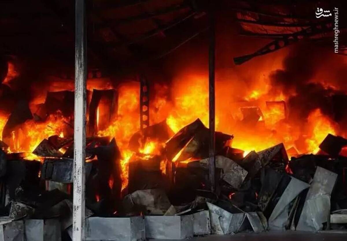 عکس | آتش کارخانه اسنوا را نابود کرد