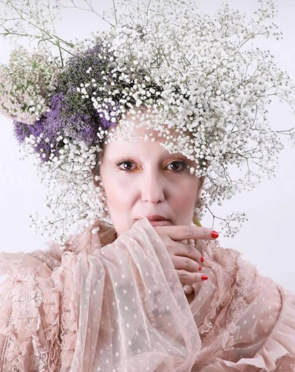 عکس | آرایش عجیب خانم بازیگر ایرانی سوژه شد