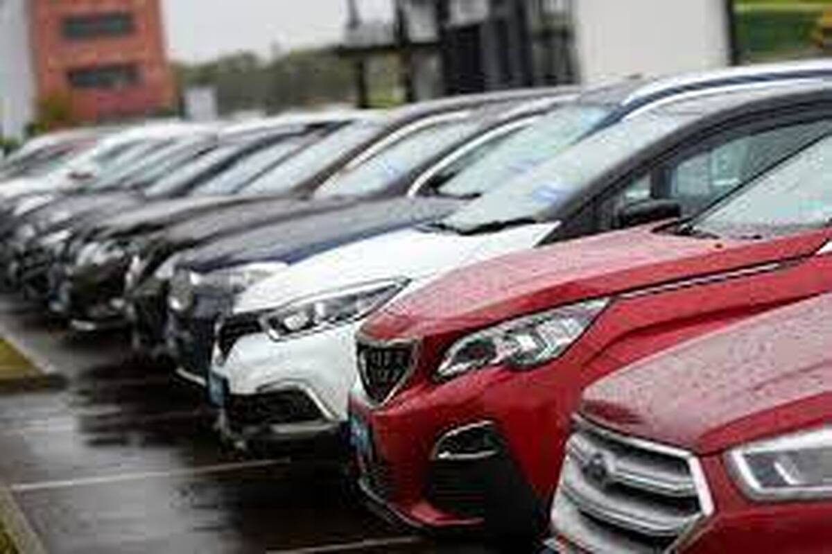 بازار خودرو در انتظار قیمت‌های جدید | قانون واردات خودروهای کارکرده اجرا می‌شود