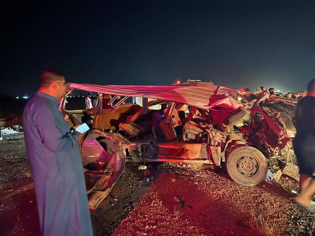 حادثه تلخ دیگر برای زائران اربعین | تصادف هولناک دو دستگاه ون در محور سامرا - کاظمین | ۱۹ فوت و ۱۱ مصدوم