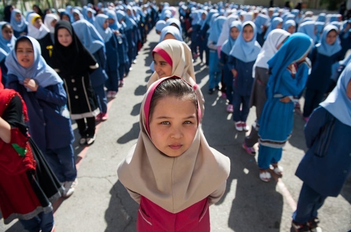 مدارک معتبر برای ثبت‌نام خارجی‌ها در مدارس ایران | تسهیل ثبت‌نام کودکان افغانستانی در مدارس