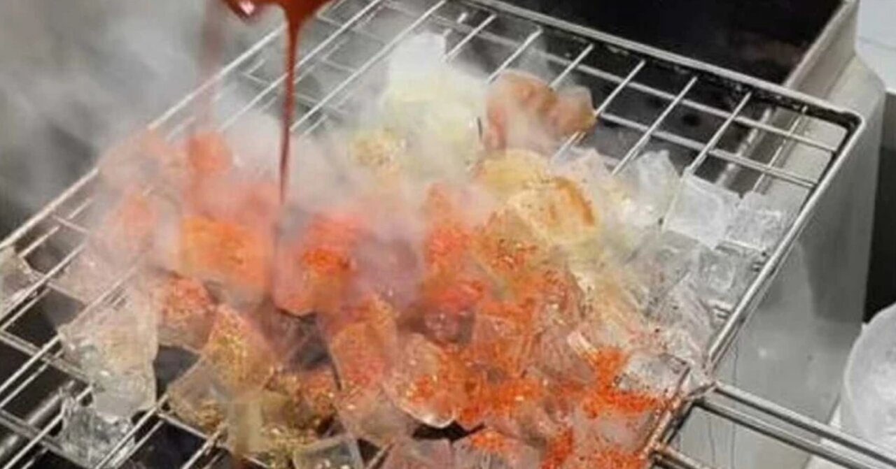 عکس | عجیب‌ترین غذای خیابانی در چین سوژه شد