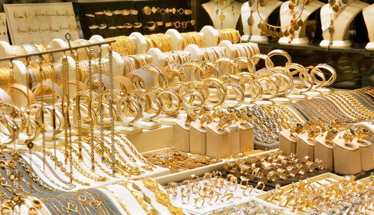 جدول | قیمت طلا و سکه در بازار امروز ۱۹ شهریور ۱۴۰۲ | طلای ۱۸عیار چقدر گران شد ؟
