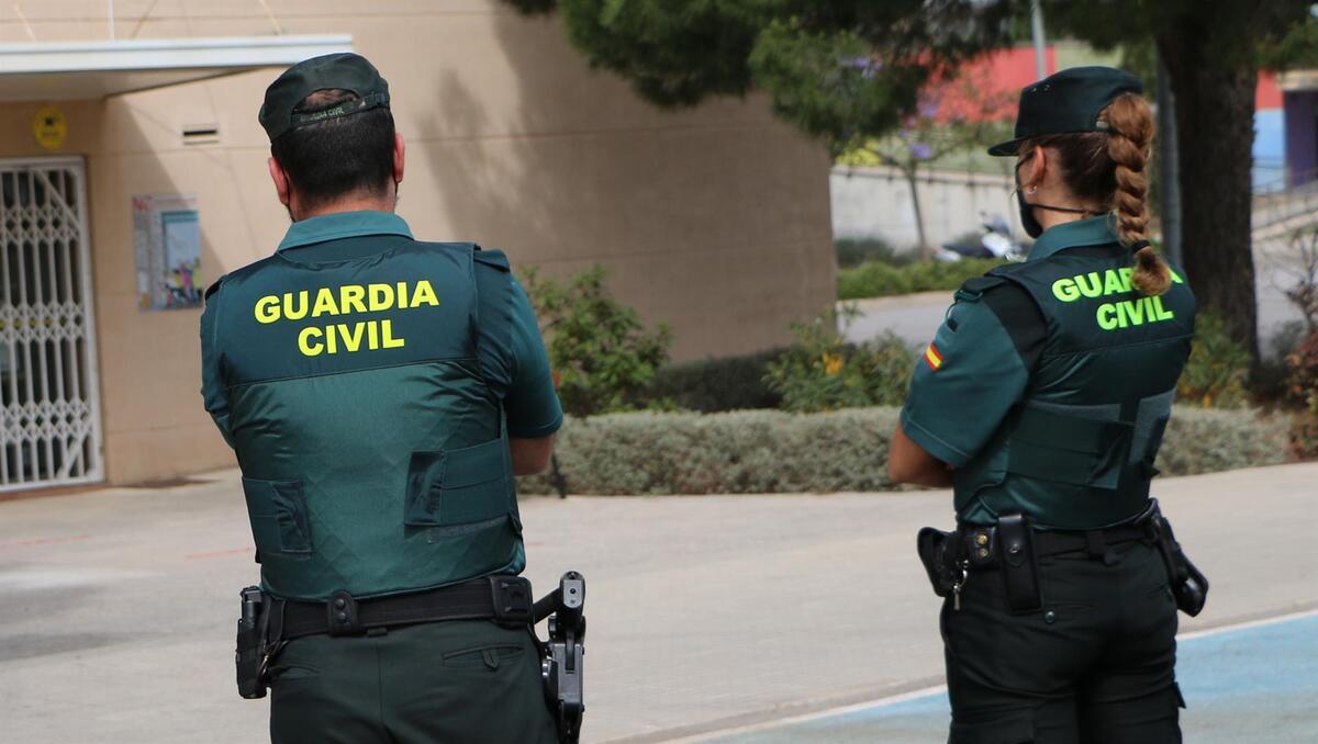 بازداشت سه بازیکن رئال مادرید به علت رابطه و پخش فیلم دختر نوجوان