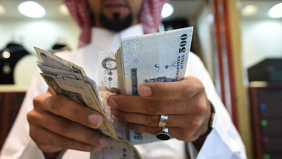 رشد عجیب دستمزد کارگران در عربستان خبرساز شد