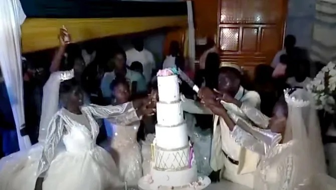 عکس | عجیب‌ترین عروسی قرن؛ ۷ زن به عقد یک مرد درآمدند!