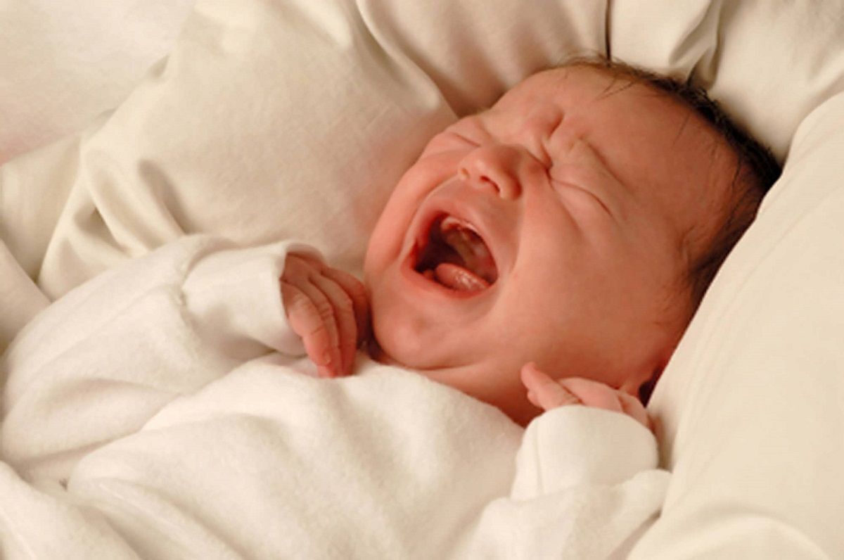 ویدیو | واکنش جالب نوزاد تازه متولد شده به صدای مادر