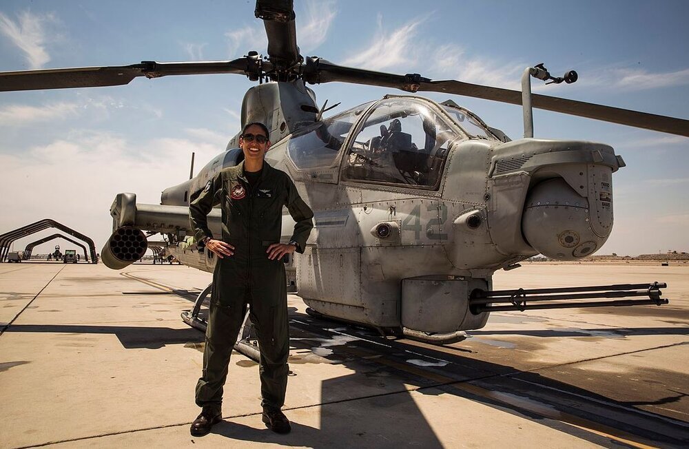 عکس | زن فضانورد ایرانی پیش از ترک زمین همه را متحیر کرد