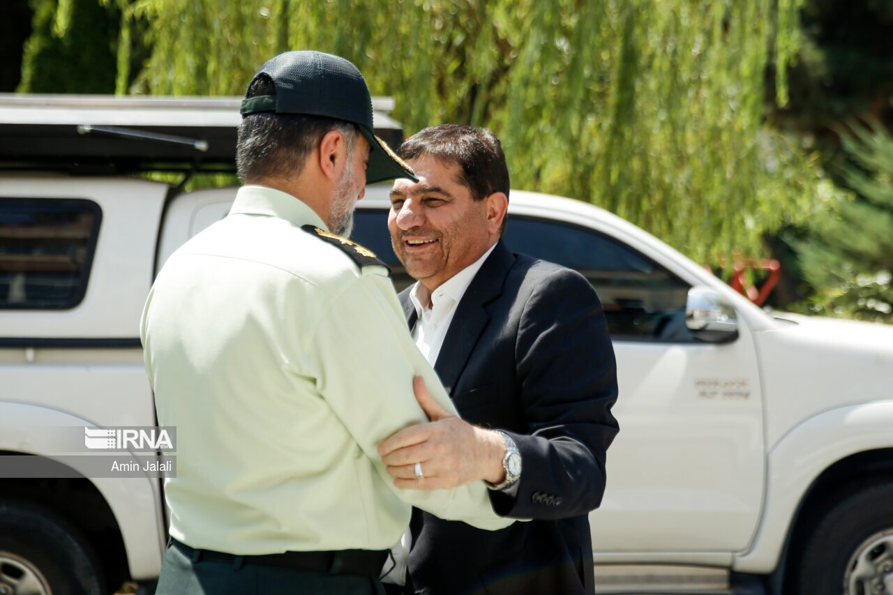 عکس | خودروی معاون اول رئیسی در قرارگاه اربعین سوژه شد
