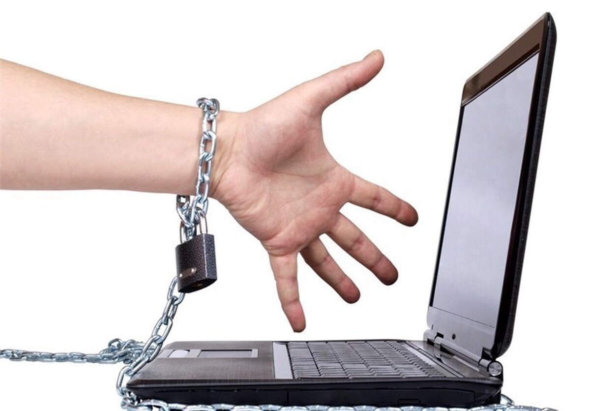 مزاحم اینترنتی زاهدان دستگیر شد