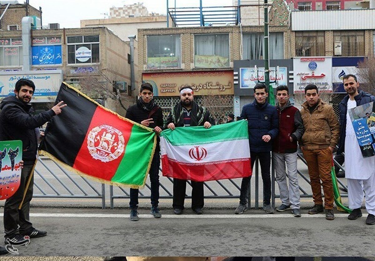 پیشنهاد عجیب یک روحانی: مهاجرین افغانستانی هم رای بدهند تا نگران آینده نباشیم + ویدیو