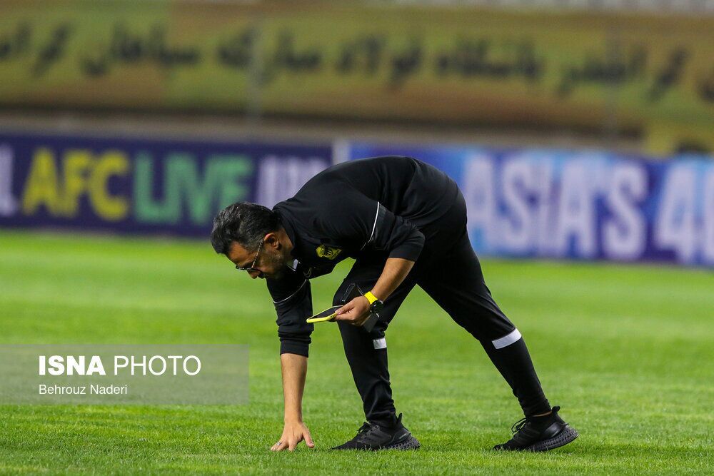 عکس | ابراز نگرانی عربها نسبت به وضعیت بد چمن ورزشگاه آزادی | خدا به الاتحاد و الهلال رحم کند عکس | ابراز نگرانی عربها نسبت به وضعیت بد چمن ورزشگاه آزادی | خدا به الاتحاد و الهلال رحم کند