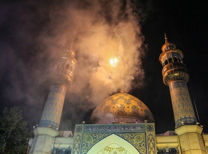 عکس | تجمع مردم تهران در جشن پیروزی جبهه مقاومت عکس | تجمع مردم تهران در جشن پیروزی جبهه مقاومت
