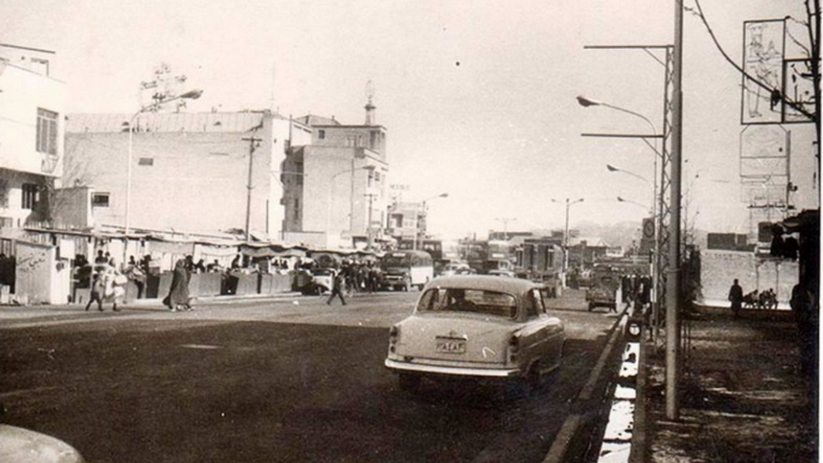 عکس | میدان امام حسین (ع) تهران ۷۰سال قبل!