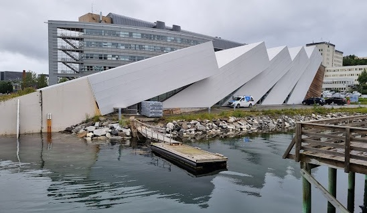 عکس | عجیب‌ترین شهر جهان در نروژ