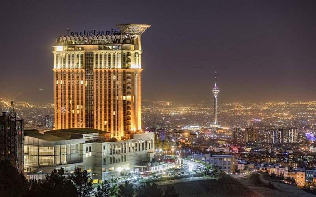 اجاره سالن‌های هتل اسپیناس تهران بعد از آمدن رونالدو چندبرابر شده است!