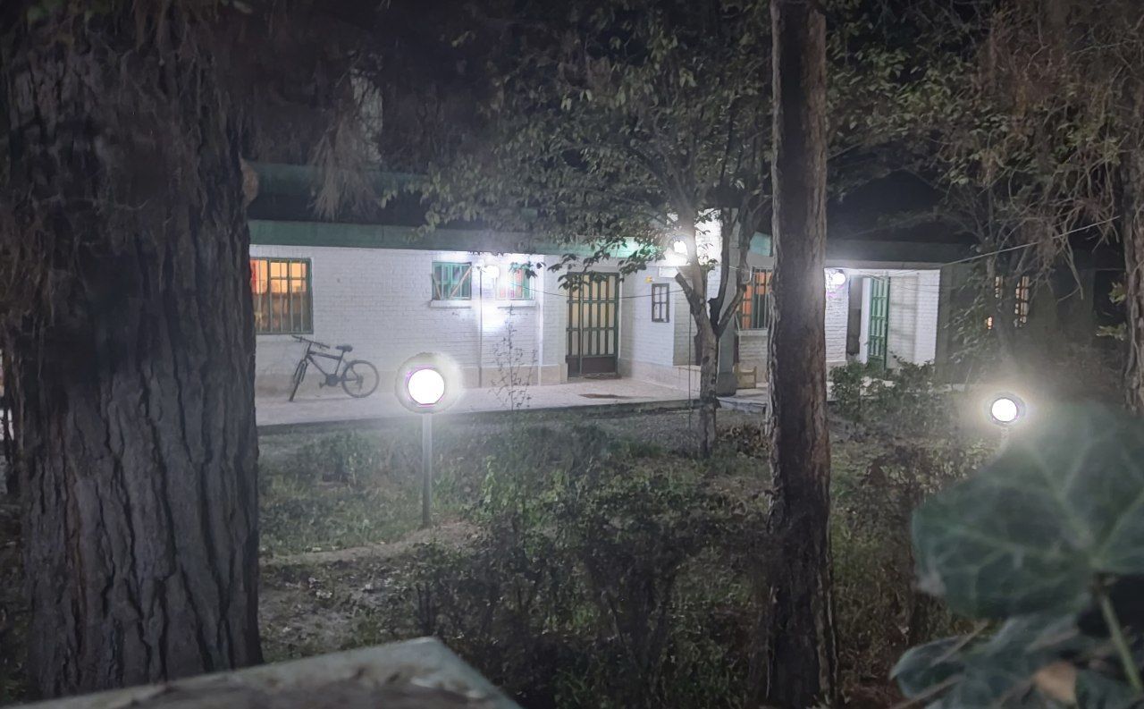 اولین تصاویر از محل قتل داریوش مهرجویی و همسرش + جزئیات