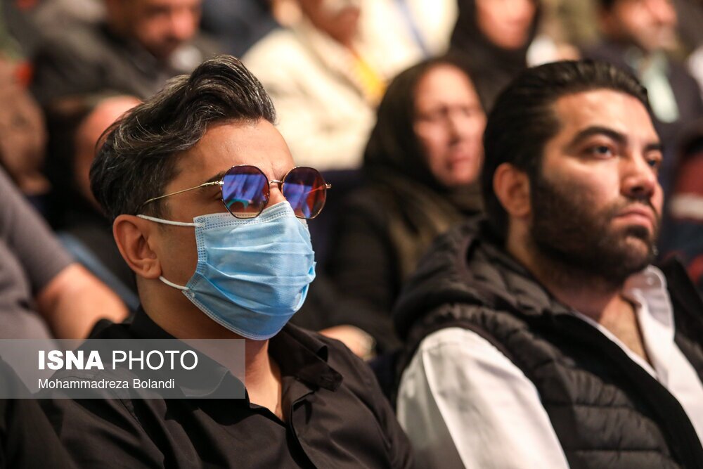 عکس | خواننده پاپ در در مراسم حمایت از غزه