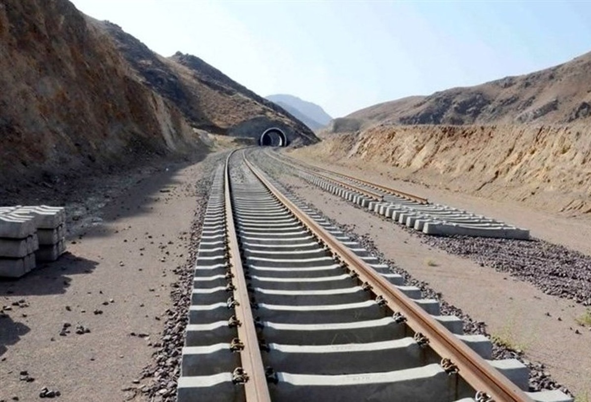 تا ۱۸ ماه دیگر خط‌آهن عراق به ایران متصل می‌شود