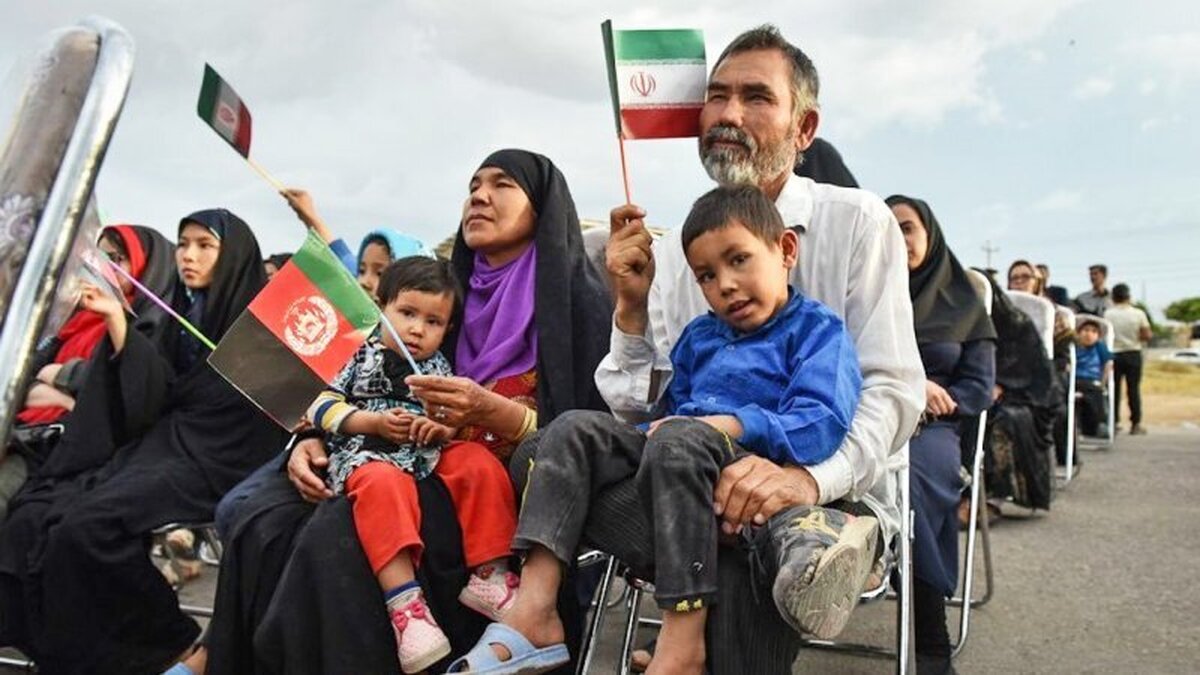 واکنش عجیب همشهری به حضور مهاجران افغانستانی : خودشان را می‌کشند !