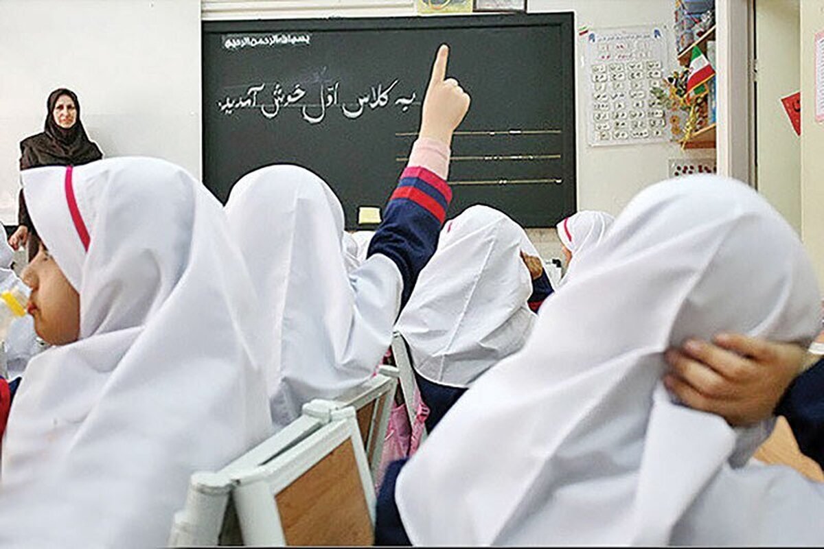 خبر فوری | اجرای «نظام دوری» برای دانش‌آموزان ۷۰ کلاس درس در تهران