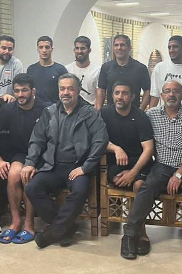 واکنشهای طنزآمیز به ادقام واکنشهای طنزآمیز به ادقام