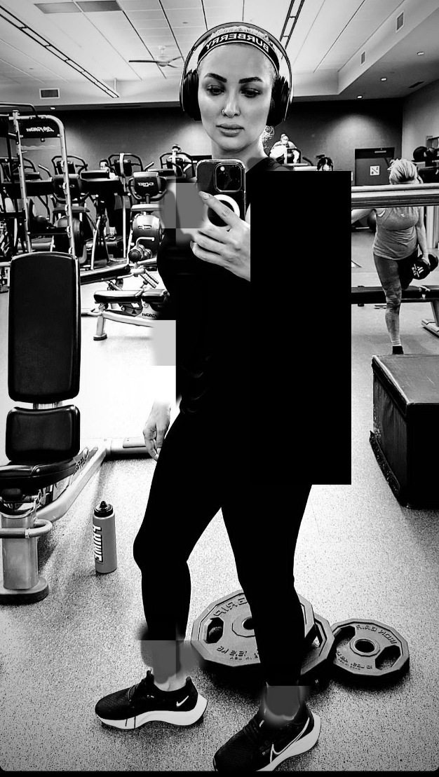 عکس زننده روناک یونسی در باشگاه بدنسازی مختلط! عکس زننده روناک یونسی در باشگاه بدنسازی مختلط!