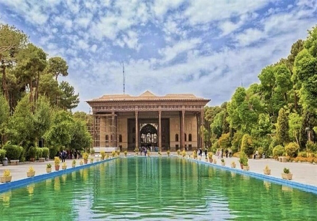 عکس | چهل ستون اصفهان خوراک موریانه‌ها شد