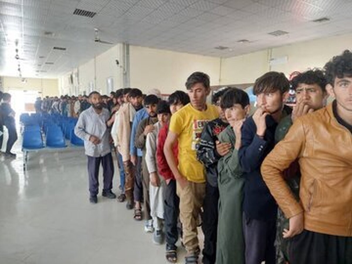 خروج داوطلبانه تعداد زیادی از مهاجران افغان از ایران