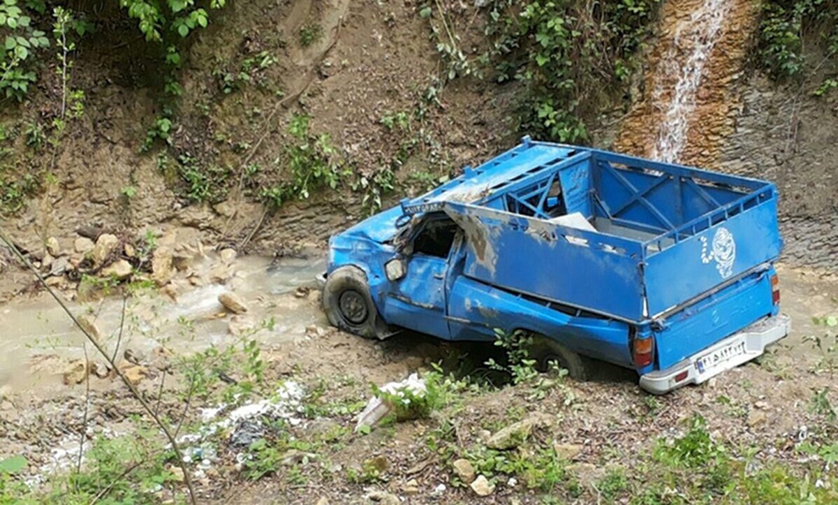ویدیو | یک کشته در سقوط هولناک نیسان آبی به دره