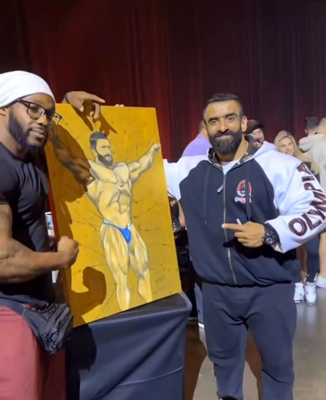 عکس | هدیه تماشایی حامی آمریکایی به هادی چوپان عکس | هدیه تماشایی حامی آمریکایی به هادی چوپان