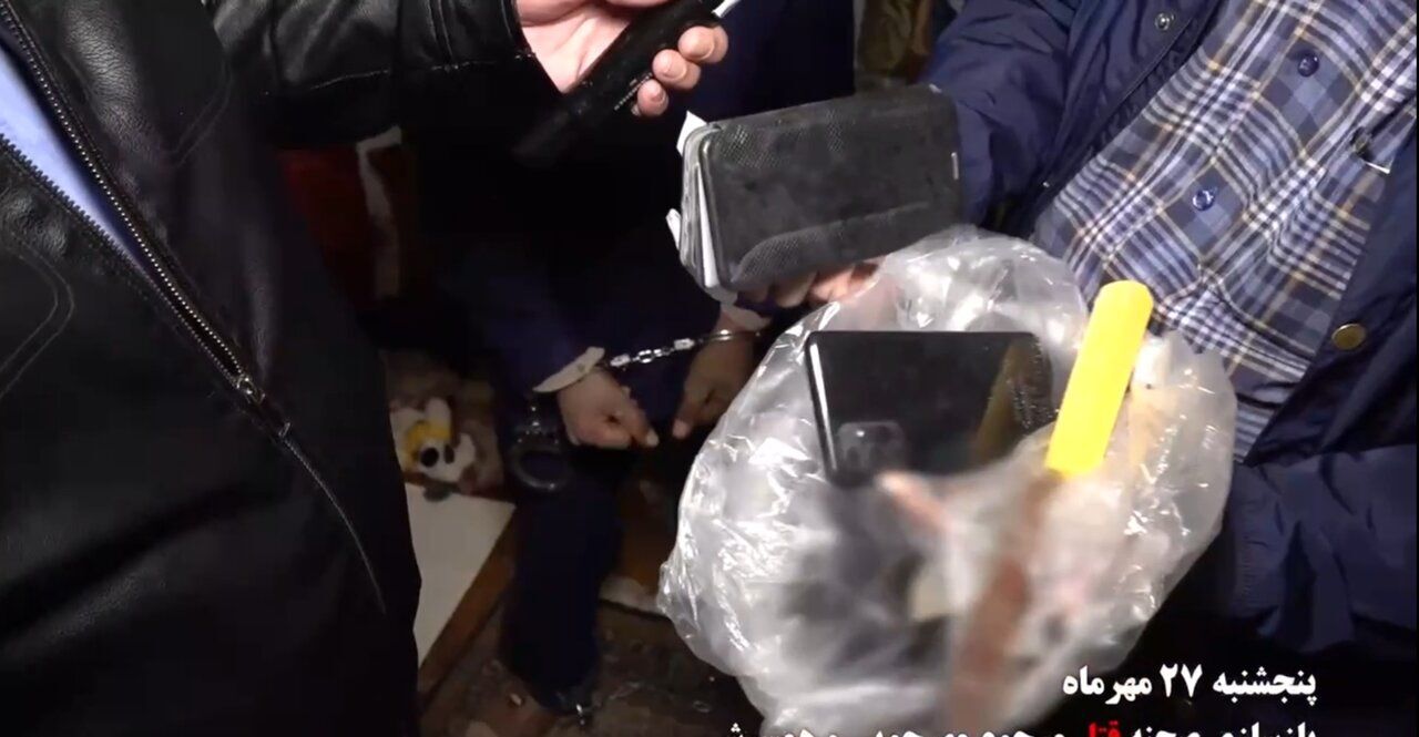 عکس | قاتلین مرحوم مهرجویی چه وسایلی را سرقت کردند ؟ عکس | قاتلین مرحوم مهرجویی چه وسایلی را سرقت کردند ؟