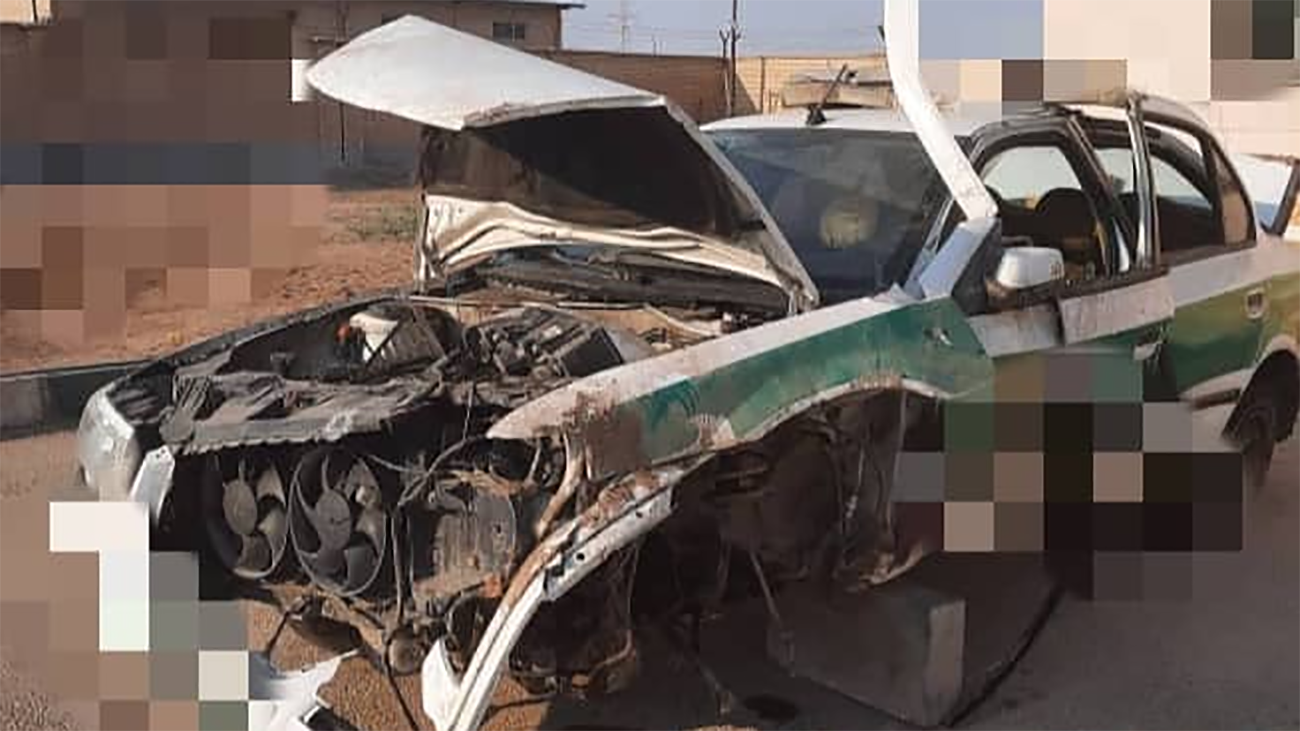 عکس | ماشین پلیس در تعقیب و گریز مچاله شد | حال ۲ پلیس وخیم است